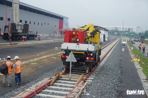Tàu metro 1 lăn bánh ở depot, tháng 4-2021 sẽ chạy thử từ ngã tư Bình Thái về Long Bình - Ảnh 17. Tàu metro 1 lăn bánh ở depot, tháng 4-2021 sẽ chạy thử từ ngã tư Bình Thái về Long Bình - Ảnh 17.