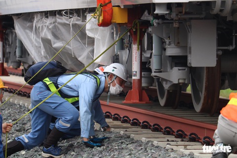 Tàu metro 1 lăn bánh ở depot, tháng 4-2021 sẽ chạy thử từ ngã tư Bình Thái về Long Bình - Ảnh 14. Tàu metro 1 lăn bánh ở depot, tháng 4-2021 sẽ chạy thử từ ngã tư Bình Thái về Long Bình - Ảnh 14.