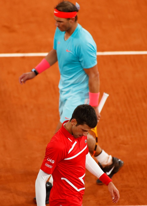 Thắng gọn Djokovic, Nadal lần thứ 20 vô địch Grand Slam - Ảnh 7. Thắng gọn Djokovic, Nadal lần thứ 20 vô địch Grand Slam - Ảnh 7.
