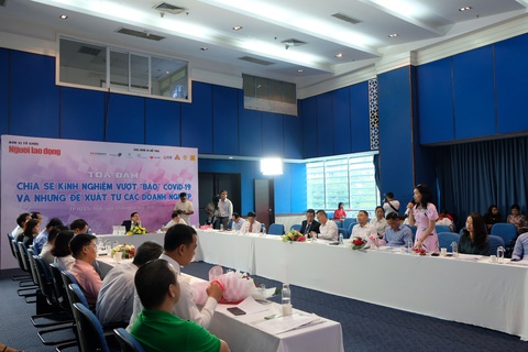 Doanh nghiệp vượt bão COVID-19 như thế nào? - Ảnh 1. Doanh nghiệp vượt bão COVID-19 như thế nào? - Ảnh 1.