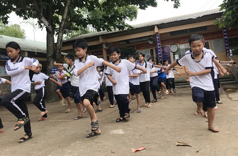 Tìm chữ nơi đất mẹ - Ảnh 3. Tìm chữ nơi đất mẹ - Ảnh 3.