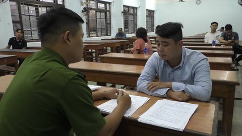 Đà Nẵng phá đường dây cá độ bóng đá qua mạng 10.000 tỉ đồng - Ảnh 2. Đà Nẵng phá đường dây cá độ bóng đá qua mạng 10.000 tỉ đồng - Ảnh 2.