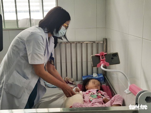 Bệnh viện Nhi đồng 1 TP.HCM lần đầu áp dụng thành công kỹ thuật ECMO sau phẫu thuật - Ảnh 1. Bệnh viện Nhi đồng 1 TP.HCM lần đầu áp dụng thành công kỹ thuật ECMO sau phẫu thuật - Ảnh 1.