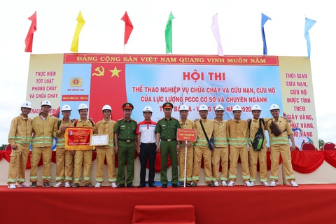 PV GAS có nhiều hoạt động hưởng ứng Tháng Phòng chống cháy nổ 2020 - Ảnh 3. PV GAS có nhiều hoạt động hưởng ứng Tháng Phòng chống cháy nổ 2020 - Ảnh 3.