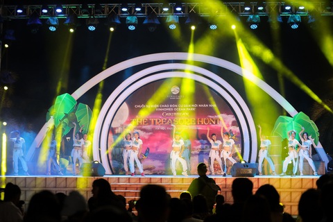 Cư dân Vinhomes Ocean Park tưng bừng văn nghệ ngay sau bàn giao - Ảnh 5. Cư dân Vinhomes Ocean Park tưng bừng văn nghệ ngay sau bàn giao - Ảnh 5.