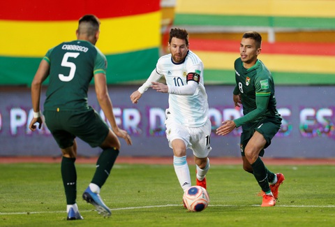 Messi ‘tịt ngòi’, Argentina thắng chật vật Bolivia trên ‘cổng trời’ La Paz - Ảnh 3. Messi ‘tịt ngòi’, Argentina thắng chật vật Bolivia trên ‘cổng trời’ La Paz - Ảnh 3.