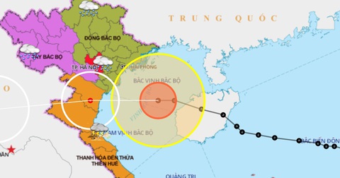 Sáng nay tâm bão số 7 ngay trên vịnh Bắc Bộ, sóng lớn, nước dâng - Ảnh 1. Sáng nay tâm bão số 7 ngay trên vịnh Bắc Bộ, sóng lớn, nước dâng - Ảnh 1.