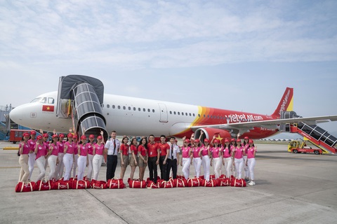 Thí sinh Hoa hậu Việt Nam khởi đầu hành trình nhân ái - Ảnh 3. Thí sinh Hoa hậu Việt Nam khởi đầu hành trình nhân ái - Ảnh 3.