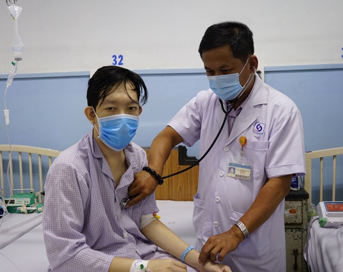 Phẫu thuật cứu sống bệnh nhân ‘chảy máu hoài không dứt’ - Ảnh 1. Phẫu thuật cứu sống bệnh nhân ‘chảy máu hoài không dứt’ - Ảnh 1.