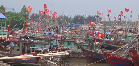 Thái Bình cấm tàu thuyền ra khơi để phòng chống bão số 7 - Ảnh 1. Thái Bình cấm tàu thuyền ra khơi để phòng chống bão số 7 - Ảnh 1.