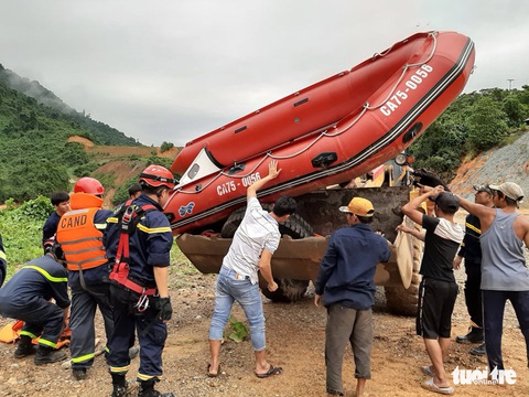 Kinh hoàng khung cảnh khu nhà điều hành thủy điện Rào Trăng 3 bị vùi lấp - Ảnh 3. Kinh hoàng khung cảnh khu nhà điều hành thủy điện Rào Trăng 3 bị vùi lấp - Ảnh 3.