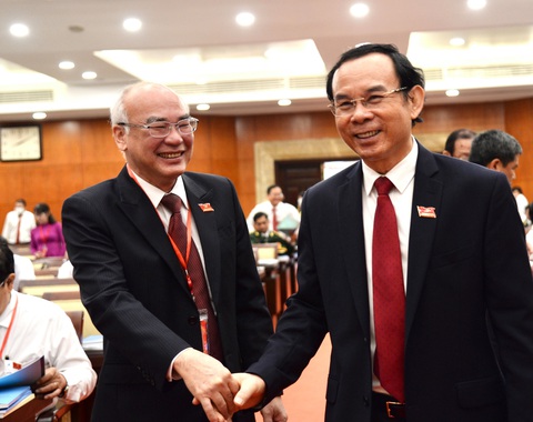 Đại hội đại biểu Đảng bộ TP.HCM lần thứ XI: Dấu mốc quan trọng mở ra giai đoạn mới, khí thế mới - Ảnh 2. Đại hội đại biểu Đảng bộ TP.HCM lần thứ XI: Dấu mốc quan trọng mở ra giai đoạn mới, khí thế mới - Ảnh 2.