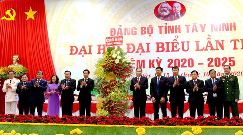 47 người trúng cử Ban chấp hành Đảng bộ Tây Ninh - Ảnh 1. 47 người trúng cử Ban chấp hành Đảng bộ Tây Ninh - Ảnh 1.