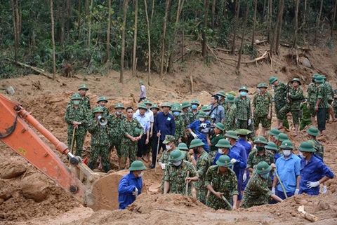 Thủ tướng yêu cầu thực hiện tốt chính sách hậu phương với gia đình chiến sĩ, công nhân tử nạn - Ảnh 1. Thủ tướng yêu cầu thực hiện tốt chính sách hậu phương với gia đình chiến sĩ, công nhân tử nạn - Ảnh 1.