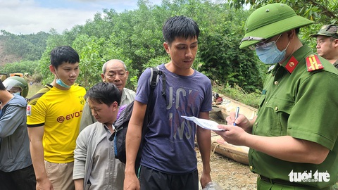 Thêm một ngày nghẹt thở ở Rào Trăng - Ảnh 3. Thêm một ngày nghẹt thở ở Rào Trăng - Ảnh 3.