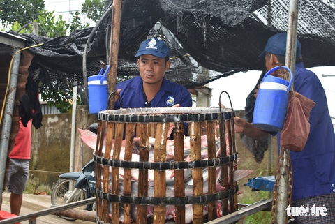 Sau nhiều tháng lao dốc, giá cá tra bắt đầu ‘nhích’ lên gần 23.000 đồng/kg - Ảnh 2. Sau nhiều tháng lao dốc, giá cá tra bắt đầu ‘nhích’ lên gần 23.000 đồng/kg - Ảnh 2.