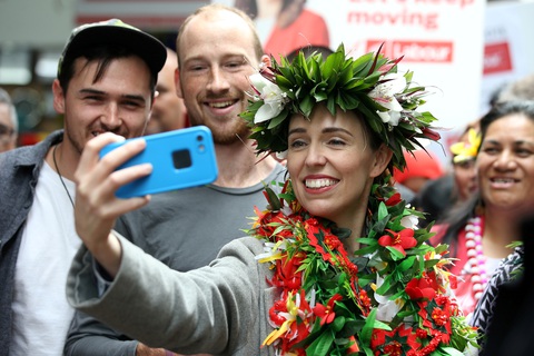 Thủ tướng New Zealand Jacinda Ardern trên đà thắng lớn - Ảnh 1. Thủ tướng New Zealand Jacinda Ardern trên đà thắng lớn - Ảnh 1.