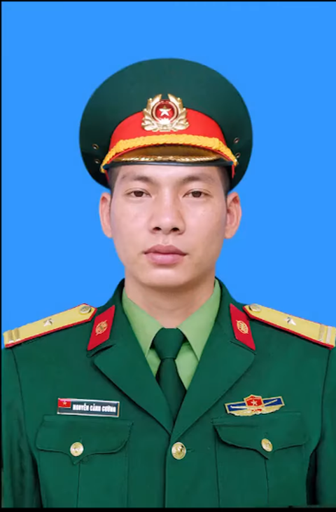 Tin nhắn cuối với người cha của đại úy trẻ hi sinh ở trạm 67 - Ảnh 2. Tin nhắn cuối với người cha của đại úy trẻ hi sinh ở trạm 67 - Ảnh 2.