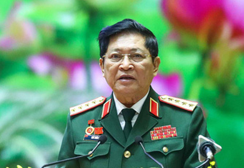 Đại tướng Ngô Xuân Lịch gửi thư chia buồn với gia đình 13 người hi sinh ở trạm 67 - Ảnh 1. Đại tướng Ngô Xuân Lịch gửi thư chia buồn với gia đình 13 người hi sinh ở trạm 67 - Ảnh 1.