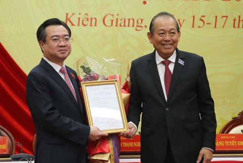 Ông Nguyễn Thanh Nghị chính thức nhận chức thứ trưởng Bộ Xây dựng - Ảnh 1. Ông Nguyễn Thanh Nghị chính thức nhận chức thứ trưởng Bộ Xây dựng - Ảnh 1.