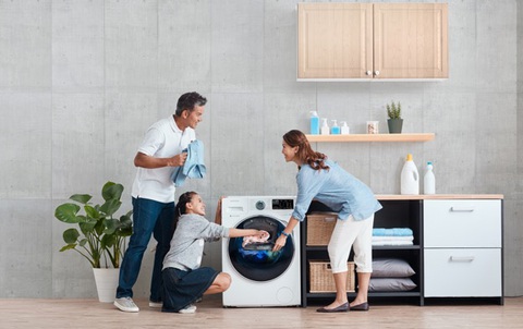 Samsung tiên phong mang spa áo quần về ngôi nhà bạn - Ảnh 1. Samsung tiên phong mang spa áo quần về ngôi nhà bạn - Ảnh 1.