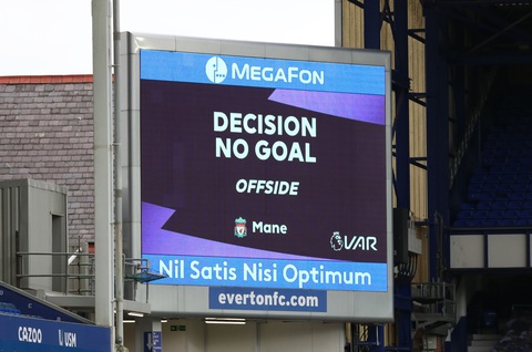 VAR ‘nổ’ ở phút bù giờ, Liverpool mất chiến thắng trước Everton - Ảnh 5. VAR ‘nổ’ ở phút bù giờ, Liverpool mất chiến thắng trước Everton - Ảnh 5.