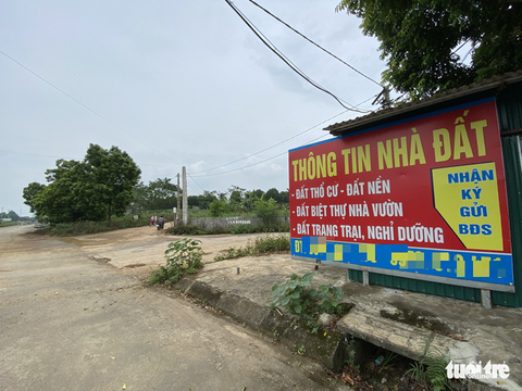 Hòa Lạc lại sốt đất ảo: Môi giới quảng cáo nóng, thực tế lạnh - Ảnh 2. Hòa Lạc lại sốt đất ảo: Môi giới quảng cáo nóng, thực tế lạnh - Ảnh 2.