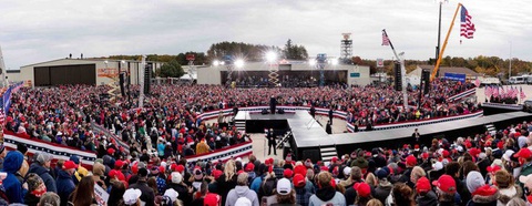 Tổng thống Trump đi vận động khi số ca dương tính lên kỷ lục - Ảnh 2. Tổng thống Trump đi vận động khi số ca dương tính lên kỷ lục - Ảnh 2.