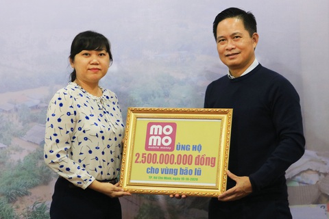 Gần 63.000 lượt người đóng góp ủng hộ người dân vùng lũ qua Ví MoMo - Ảnh 1. Gần 63.000 lượt người đóng góp ủng hộ người dân vùng lũ qua Ví MoMo - Ảnh 1.