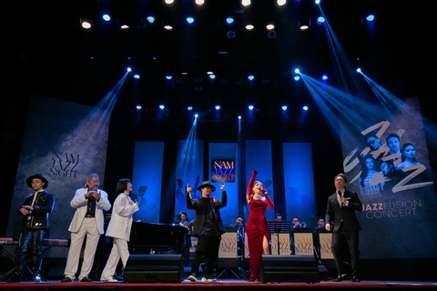 Fusion Jazz Concert: Một xíu thất vọng nhưng không tuyệt vọng - Ảnh 6. Fusion Jazz Concert: Một xíu thất vọng nhưng không tuyệt vọng - Ảnh 6.