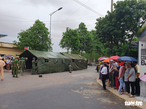 Tìm kiếm, đưa thi thể 22 chiến sĩ về Đông Hà: Nỗi đau thấu trời đất - Ảnh 3. Tìm kiếm, đưa thi thể 22 chiến sĩ về Đông Hà: Nỗi đau thấu trời đất - Ảnh 3.