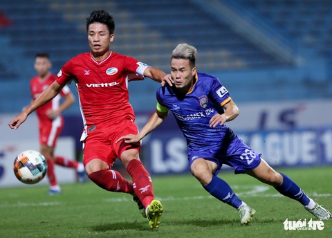 HLV CLB Bình Dương: Viettel, Hà Nội FC có cửa vô địch rộng hơn Sài Gòn FC - Ảnh 1. HLV CLB Bình Dương: Viettel, Hà Nội FC có cửa vô địch rộng hơn Sài Gòn FC - Ảnh 1.
