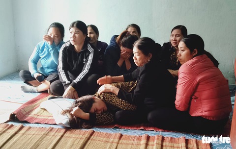 Vụ sạt lở núi vùi lấp 22 cán bộ chiến sĩ: Con hứa về đưa mẹ chữa bệnh, vậy mà... - Ảnh 3. Vụ sạt lở núi vùi lấp 22 cán bộ chiến sĩ: Con hứa về đưa mẹ chữa bệnh, vậy mà... - Ảnh 3.