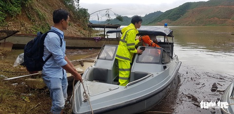 Tăng cường lực lượng, phương tiện tiếp cận Rào Trăng 3 bằng đường thủy - Ảnh 1. Tăng cường lực lượng, phương tiện tiếp cận Rào Trăng 3 bằng đường thủy - Ảnh 1.