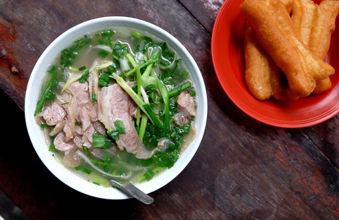 Đâu rồi hương vị húng Láng trong tô phở Hà Nội ngày xưa? - Ảnh 1. Đâu rồi hương vị húng Láng trong tô phở Hà Nội ngày xưa? - Ảnh 1.