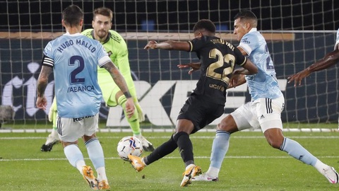 Làm cho đối phương phản lưới, Messi giúp 10 người Barca đánh bại Celta Vigo - Ảnh 2. Làm cho đối phương phản lưới, Messi giúp 10 người Barca đánh bại Celta Vigo - Ảnh 2.