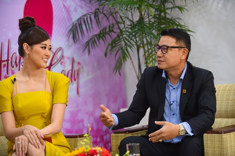 “Bí kíp” giữ tiền của hoa hậu và MC - Ảnh 6. “Bí kíp” giữ tiền của hoa hậu và MC - Ảnh 6.