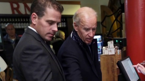 Ông Trump sẽ moi chuyện làm ăn nhà Biden tại tranh luận tổng thống cuối cùng - Ảnh 1. Ông Trump sẽ moi chuyện làm ăn nhà Biden tại tranh luận tổng thống cuối cùng - Ảnh 1.