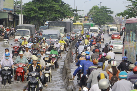 Ngày thứ 3 chịu trận triều cường, dân Cần Thơ buôn bán ế ẩm - Ảnh 3. Ngày thứ 3 chịu trận triều cường, dân Cần Thơ buôn bán ế ẩm - Ảnh 3.