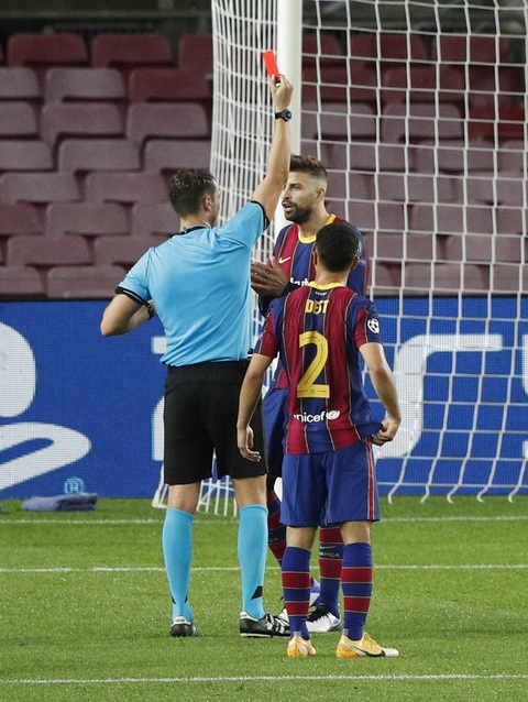 Chơi thiếu người, Barca vẫn thắng đậm ngày ra quân Champions League nhờ Messi - Ảnh 4. Chơi thiếu người, Barca vẫn thắng đậm ngày ra quân Champions League nhờ Messi - Ảnh 4.