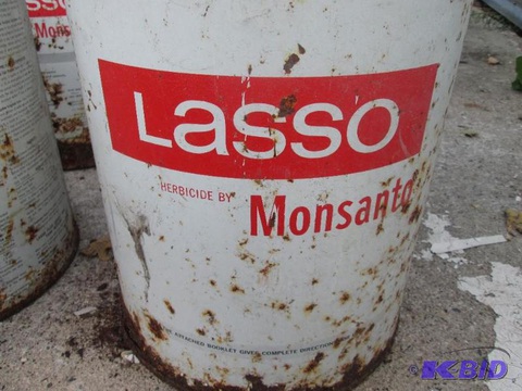 Một nông dân Pháp thắng kiện Monsanto về thuốc diệt cỏ gây bệnh tật - Ảnh 1. Một nông dân Pháp thắng kiện Monsanto về thuốc diệt cỏ gây bệnh tật - Ảnh 1.