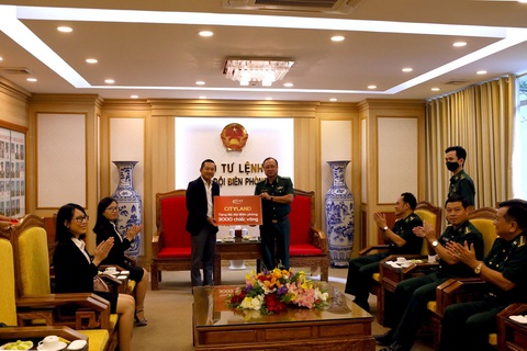 CityLand tặng 4.000 chiếc võng đồng hành cùng Bộ đội biên phòng bảo vệ biên giới - Ảnh 1. CityLand tặng 4.000 chiếc võng đồng hành cùng Bộ đội biên phòng bảo vệ biên giới - Ảnh 1.