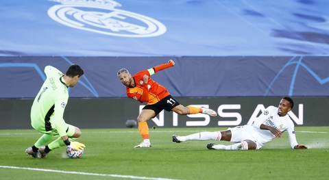 Bị vùi dập trong hiệp 1, Real Madrid thua sốc trước Shakhtar Donetsk - Ảnh 1. Bị vùi dập trong hiệp 1, Real Madrid thua sốc trước Shakhtar Donetsk - Ảnh 1.