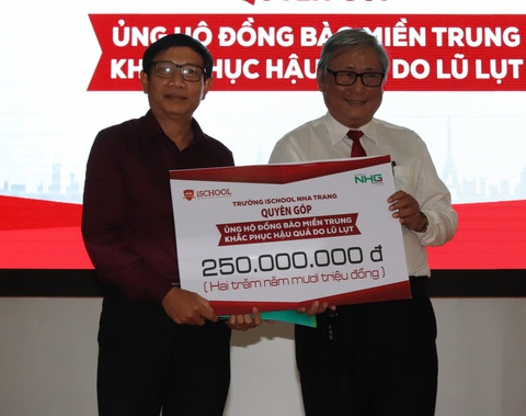 Một trường ở Nha Trang quyên góp 250 triệu đồng cho chương trình cứu trợ miền Trung - Ảnh 3. Một trường ở Nha Trang quyên góp 250 triệu đồng cho chương trình cứu trợ miền Trung - Ảnh 3.