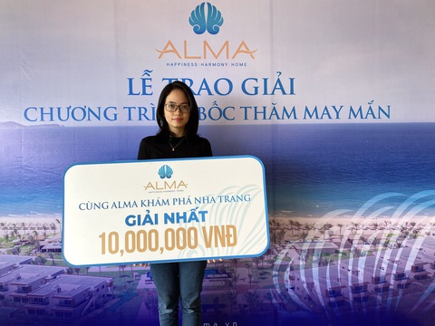 988 triệu đồng được Công ty ALMA trao cho các khách hàng may mắn - Ảnh 2. 988 triệu đồng được Công ty ALMA trao cho các khách hàng may mắn - Ảnh 2.