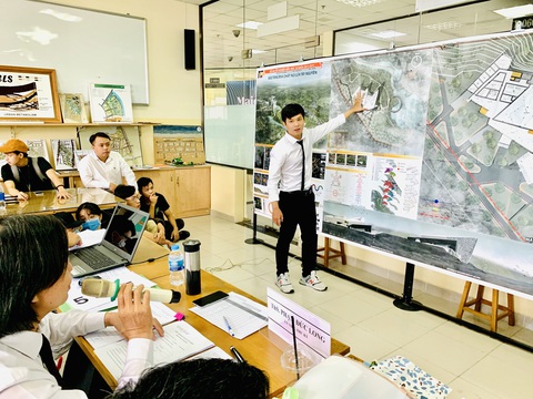 Kéo dài thời gian xử lý kỷ luật hiệu trưởng ĐH Tôn Đức Thắng - Ảnh 1. Kéo dài thời gian xử lý kỷ luật hiệu trưởng ĐH Tôn Đức Thắng - Ảnh 1.