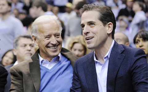 Ông Joe Biden nói gì về ‘bê bối email’ liên quan con trai? - Ảnh 1. Ông Joe Biden nói gì về ‘bê bối email’ liên quan con trai? - Ảnh 1.