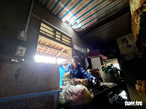 Cơn lũ đi qua, gia sản trôi theo dòng nước bạc - Ảnh 14. Cơn lũ đi qua, gia sản trôi theo dòng nước bạc - Ảnh 14.
