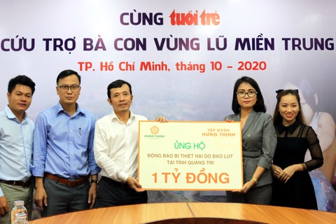 Quà của bạn đọc sẽ đến vùng lũ nhanh nhất - Ảnh 2. Quà của bạn đọc sẽ đến vùng lũ nhanh nhất - Ảnh 2.