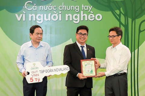 Novaland ủng hộ 15 tỉ đồng cùng miền Trung vượt qua trận lũ lịch sử - Ảnh 2. Novaland ủng hộ 15 tỉ đồng cùng miền Trung vượt qua trận lũ lịch sử - Ảnh 2.